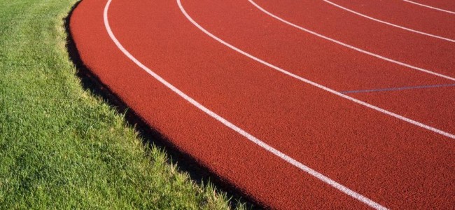 דשא סינטטי במסלול ריצה